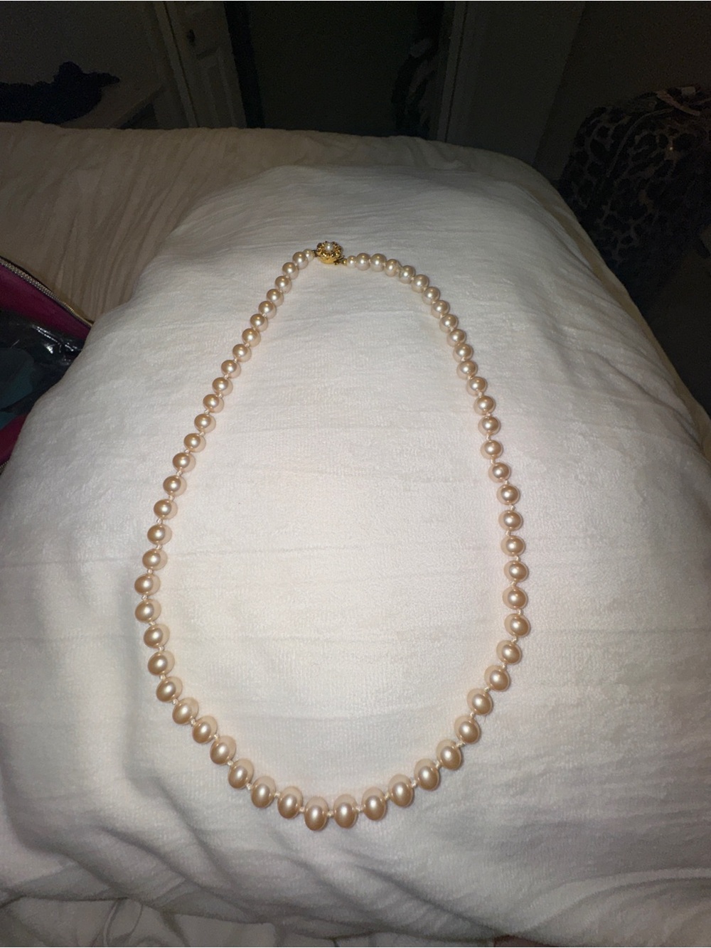 Classic Cream Pearl Necklace with Gold Clasp - Elegant Women’s Jewelry